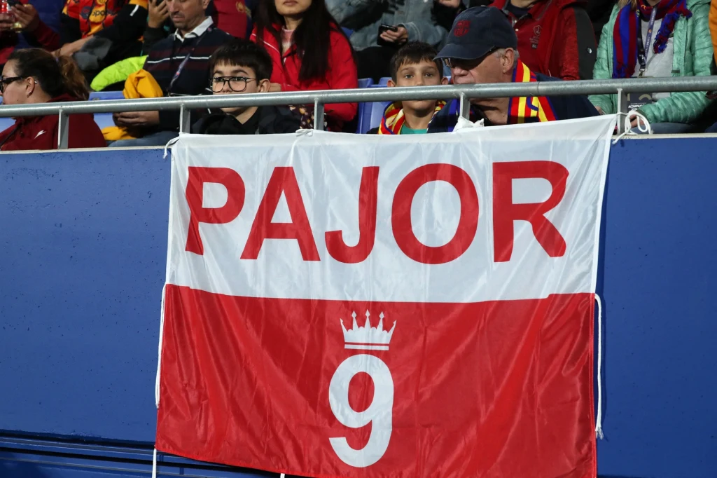 Hiszpańscy fani wierzą w snajperski potencjał Ewy Pajor Hiszpańscy fani wierzą w snajperski potencjał Ewy Pajor