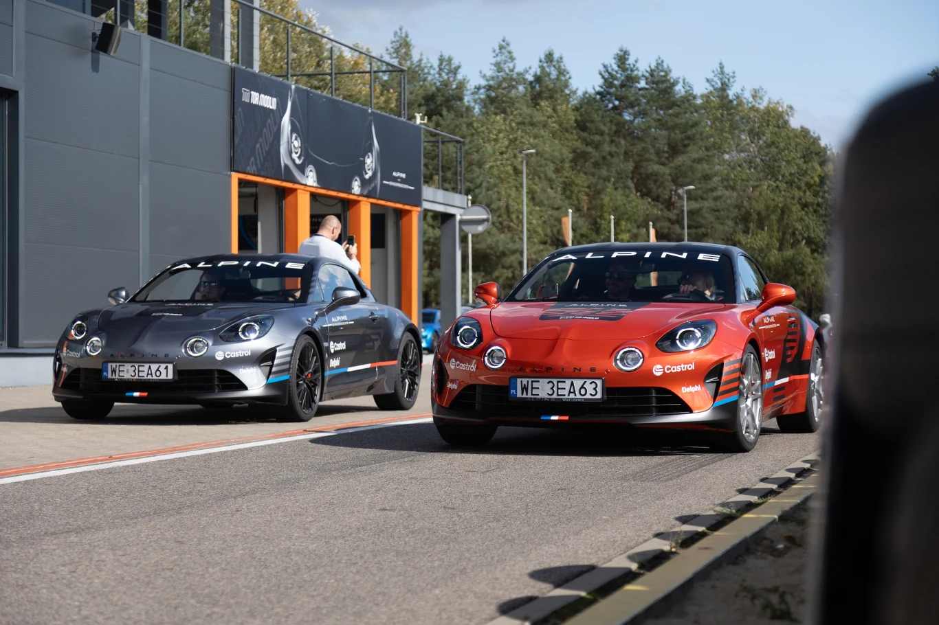 Aż 80 proc. aktywności podczas Alpine Driving Experience to zajęcia praktyczne.