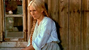 Emilia Krakowska w scenie z "Chłopów"