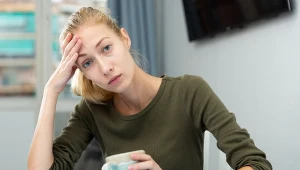 Po czym poznać niedobór jodu? Jakie mogą być jego skutki? Wyjaśniamy