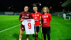 Monika Kukla (na środku) w otoczeniu Ewy Pajor i koleżanki z reprezentacji, Alicji Sowińskiej