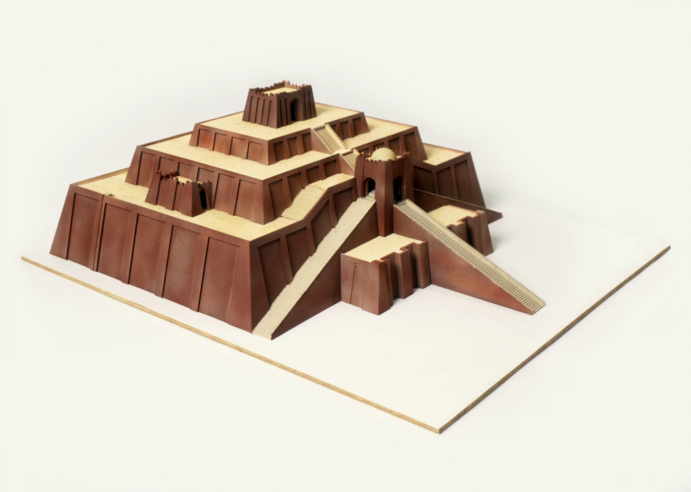 Model zigguratu w Babilonii Model zigguratu w Babilonii