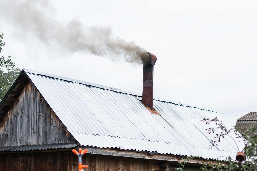 Dwie osoby pozywają Skarb Państwa za brak skutecznych działań w walce ze smogiem. To przełomowe sprawy