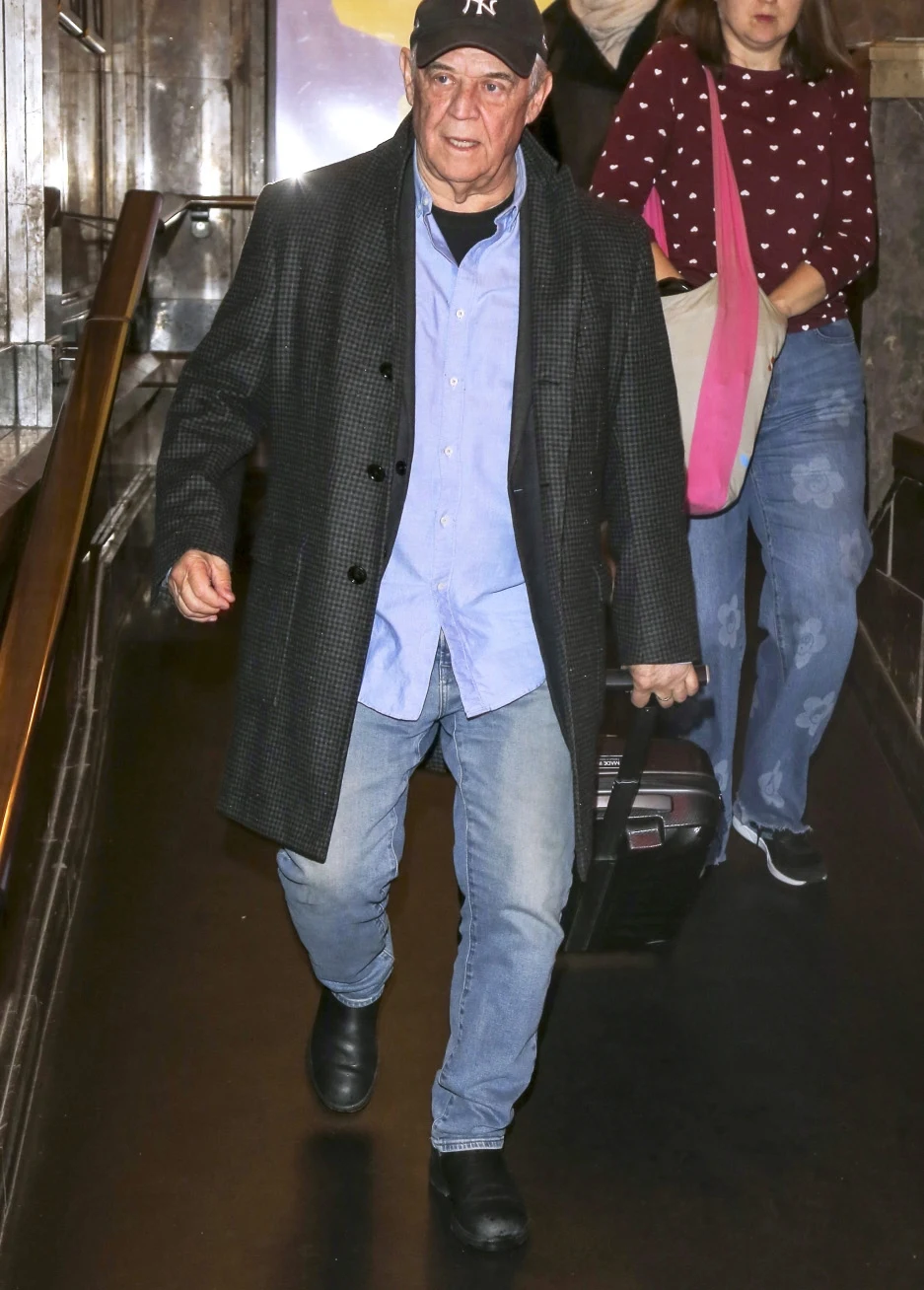 Marek Kondrat w młodzieżowym looku Marek Kondrat w młodzieżowym looku