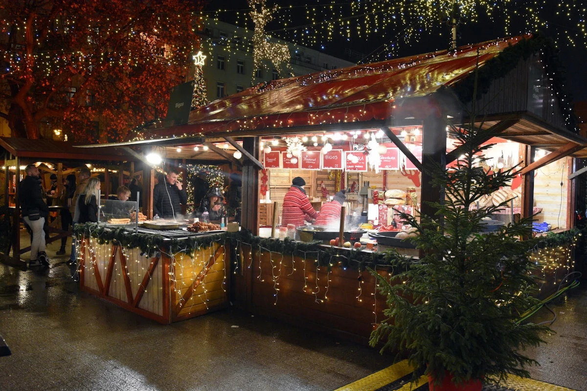 Zdał relację z jarmarku bożonarodzeniowego. Internauci są w szoku. „Skok na kasę” Zdał relację z jarmarku bożonarodzeniowego. Internauci są w szoku. „Skok na kasę”