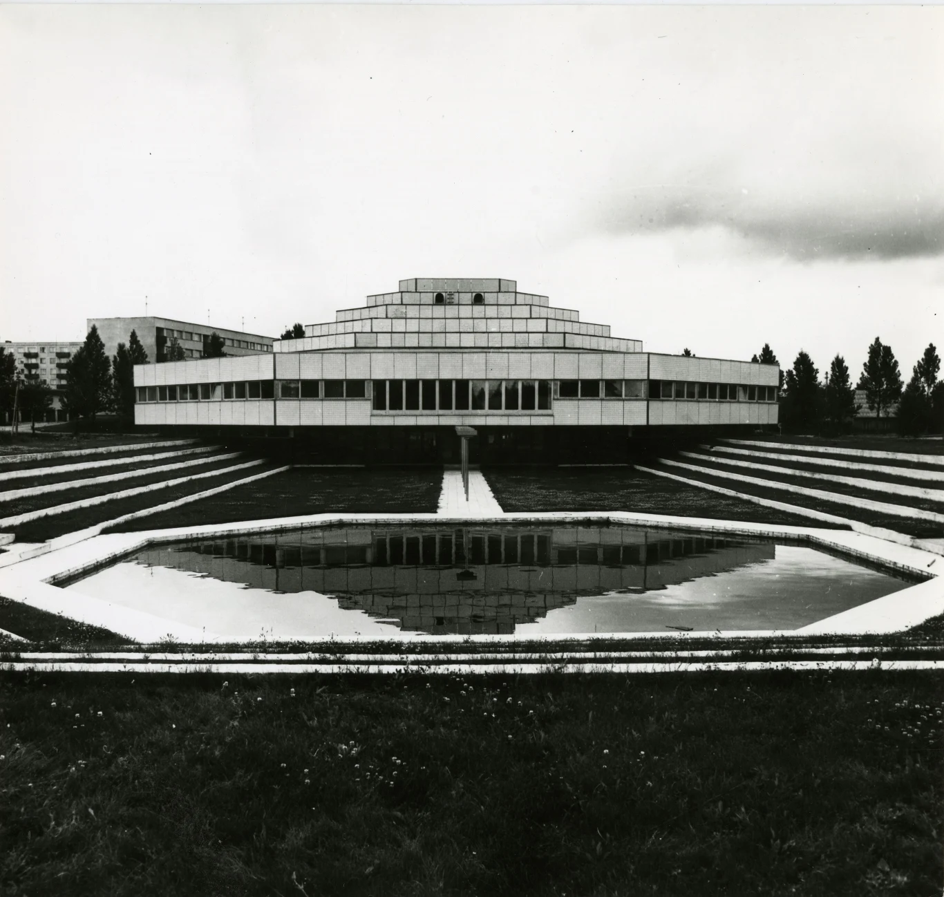 Budynek administracyjny kołchozu KEK, obecnie Okta Centrum, Rapla (Estonia, dawny ZSRR), proj. Toomas Rein, 1977