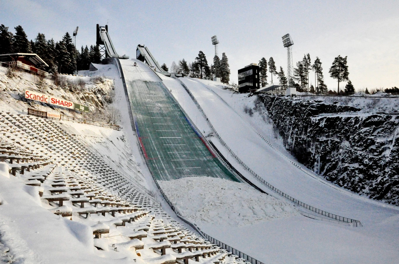 Kompleks obiektów do skoków narciarskich "Lugnet" w Falun Kompleks obiektów do skoków narciarskich "Lugnet" w Falun