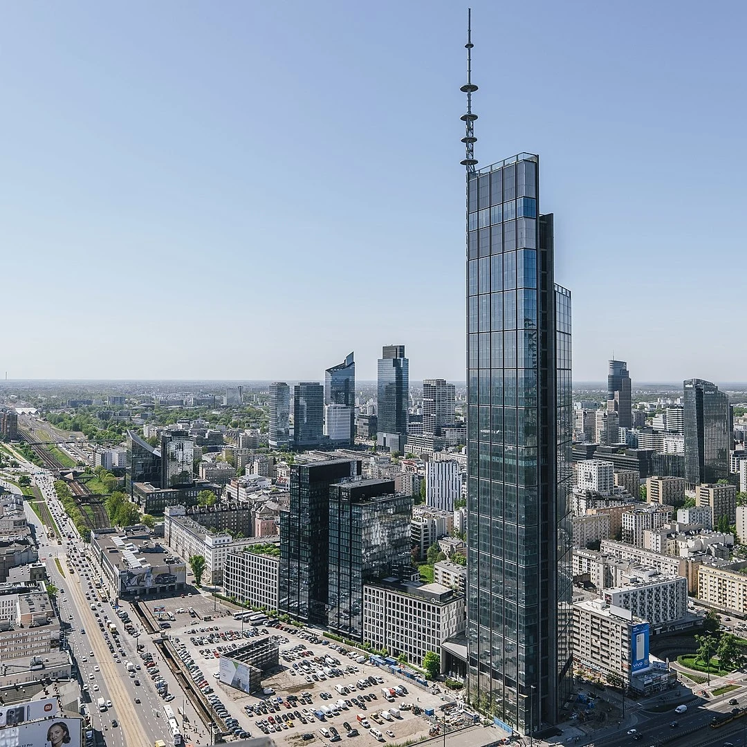 Varso Tower to obecnie najwyższy wieżowiec w Polsce. Varso Tower to obecnie najwyższy wieżowiec w Polsce.