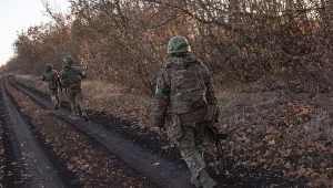 18-latkowie na froncie to dobry pomysł? Ukraiński oficer i analityk wojskowy komentują
