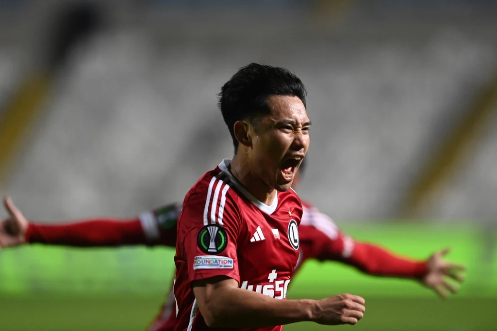Ryoya Morishita świętuje zdobycie bramki