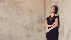 Czarna wieczorowa sukienka