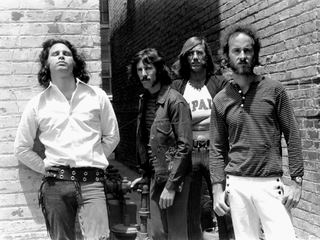 The Doors w 1968 r. - od lewej: Jim Morrison, John Densmore, Ray Manzarek i Robby Krieger