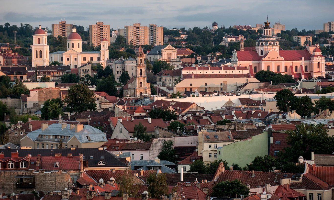 Litwa. Wydalono pracowników ambasady Chin. W tle przecięte kable na Bałtyku Litwa. Wydalono pracowników ambasady Chin. W tle przecięte kable na Bałtyku