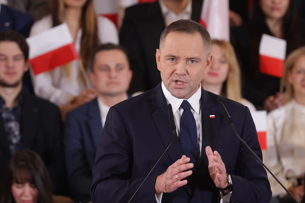 Poparcie dla kandydatury Karola Nawrockiego w wyborach prezydenckich 2025 w sobotę zatwierdziła Rada Polityczna PiS Poparcie dla kandydatury Karola Nawrockiego w wyborach prezydenckich 2025 w sobotę zatwierdziła Rada Polityczna PiS