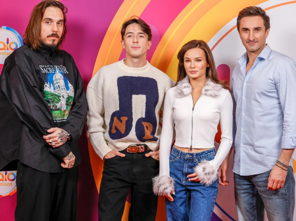 Jurodzy w "Must Be the Music": Miuosh, Dawid Kwiatkowski, Natalia Szroeder, Sebastian Karpiel-Bułecka