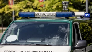 Wiadomo, ile można zarobić w Głównym Inspektoracie Transportu Drogowego. Na zdj. samochód Inspekcji Transportu Drogowego