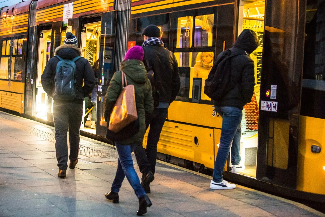 Tramwaje zderzyły się w Warszawie. Zdjęcie ilustracyjne Tramwaje zderzyły się w Warszawie. Zdjęcie ilustracyjne