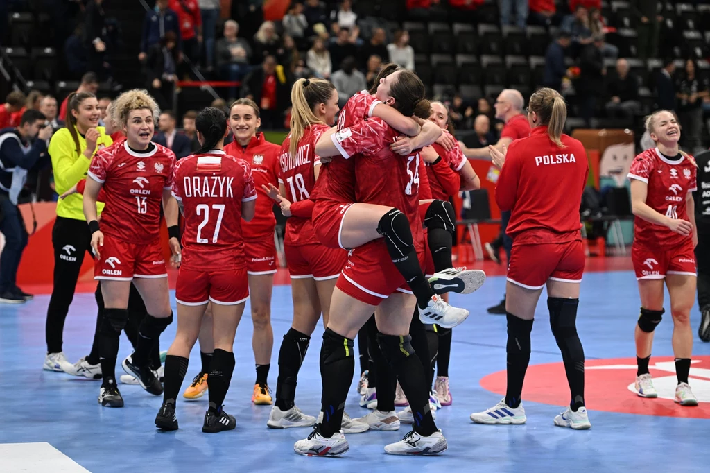 Radość Polek po pokonaniu Hiszpanii Radość Polek po pokonaniu Hiszpanii