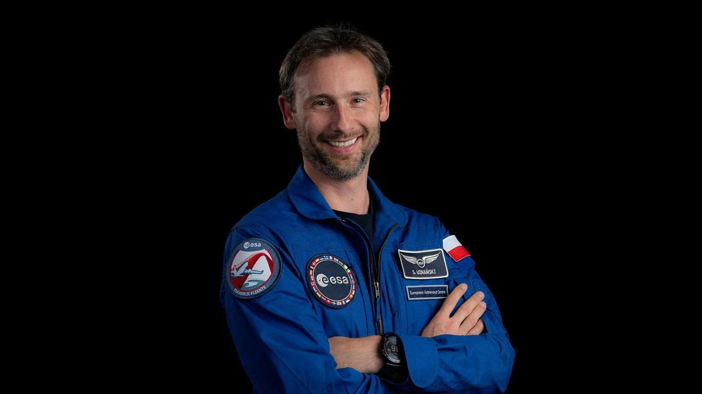 Misja Ignis na ISS to nie tylko eksperymenty. Sławosz Uznański-Wiśniewski przeprowadzi liczne pokazy. Misja Ignis na ISS to nie tylko eksperymenty. Sławosz Uznański-Wiśniewski przeprowadzi liczne pokazy.