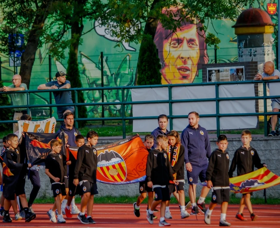 Doroczny turniej Deyna Cup Junior na stadionie w Starogardzie Gdańskim, mieście Kazimierza Deyny. Fot. Beniaminek 03 Starogard