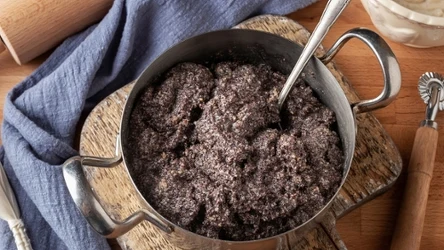 ​Masa makowa wychodzi gorzka? Moja babcia ma na to niezawodny sposób