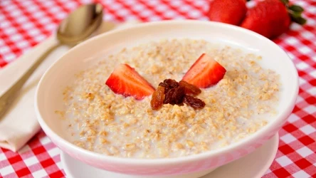 Płatki jaglane są lekkostrawne i pyszne. Idealnie nadają się na zdrowe śniadanie