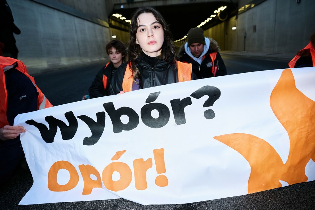 W TVP3 Warszawa zapadła decyzja o nieporuszaniu tematów związanych z protestami "Ostatniego Pokolenia"