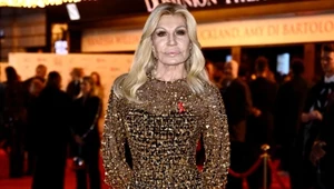 Donatella Versace nie do poznania. Co stało się z jej twarzą?