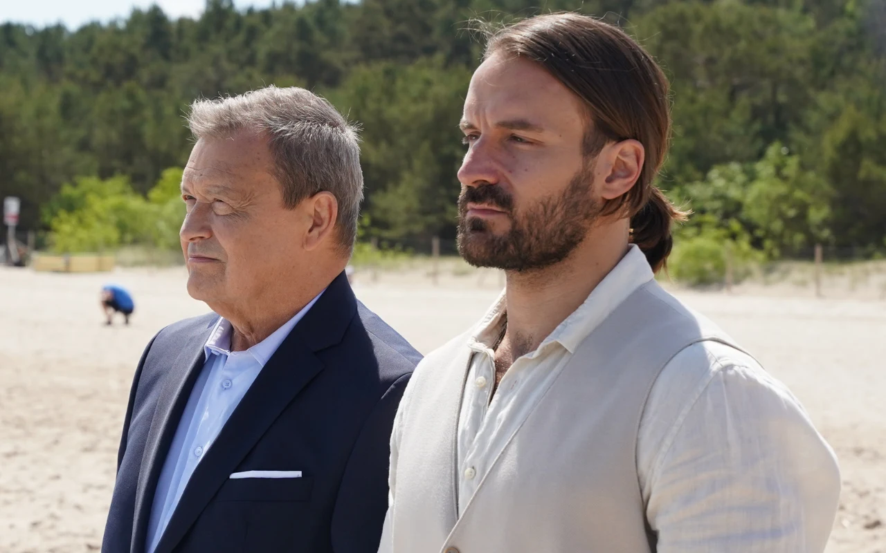 Jan Frycz i Piotr Stramowski w serialu "Bracia"