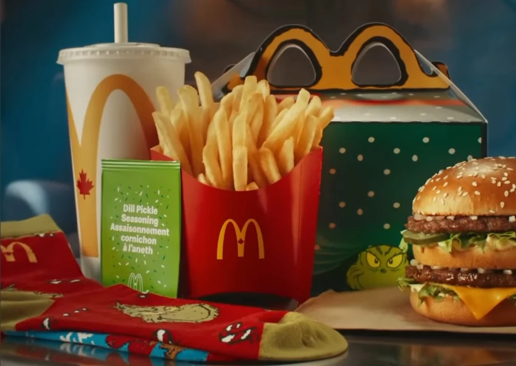 McDonald's wprowadza świąteczny zestaw pełen niespodzianek