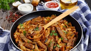Pomysł na niedzielny obiad. Syci, rozgrzewa i wspaniale smakuje