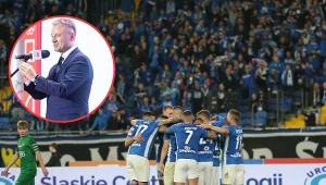 Piłkarze Ruchu Chorzów i Minister Sportu i Turystyki Sławomir Nitras (na małym zdjęciu)