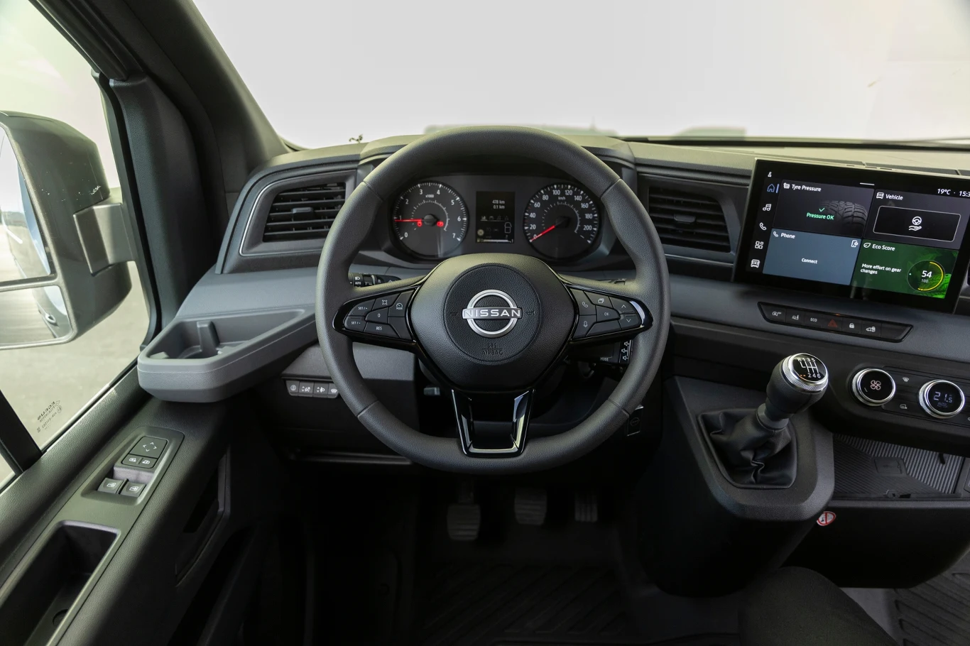Nissan Interstar