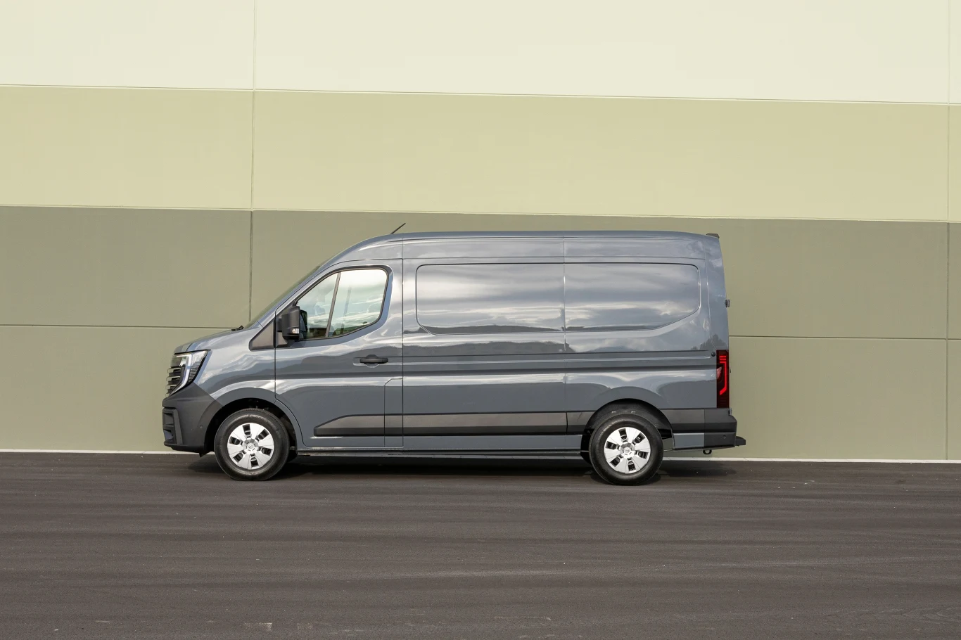 Nissan Interstar