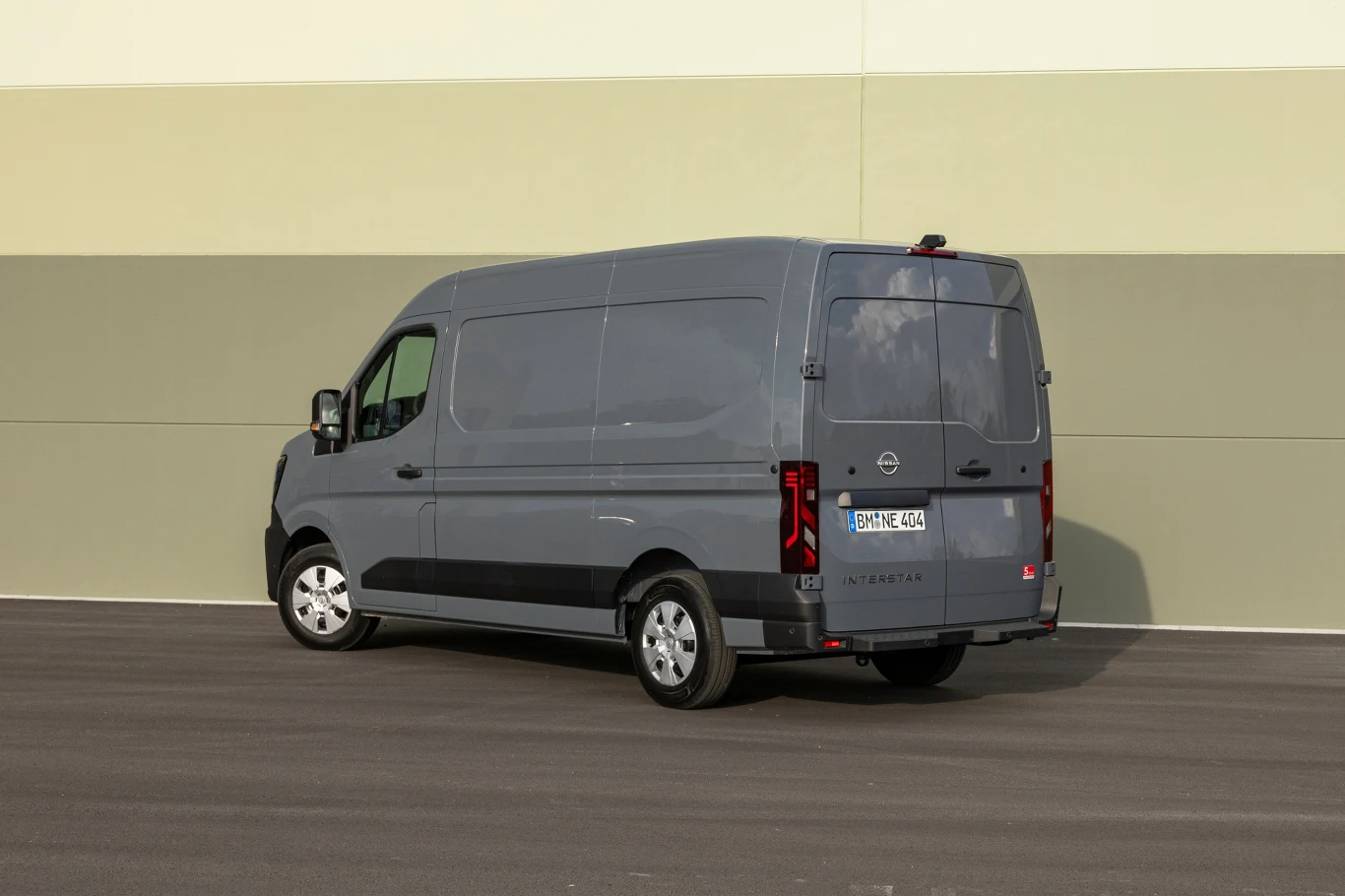 Nissan Interstar