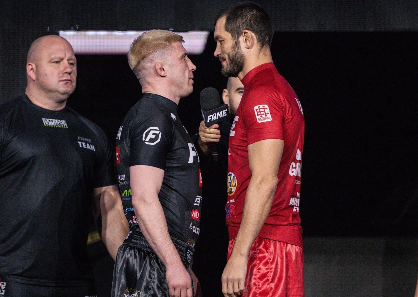 Norman Parke i Makhmud Muradov. Facebook - FAME MMA Norman Parke i Makhmud Muradov. Facebook - FAME MMA