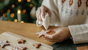 Przepis na lukier do pierników. Dzięki temu dodatkowi jest jeszcze lepszy