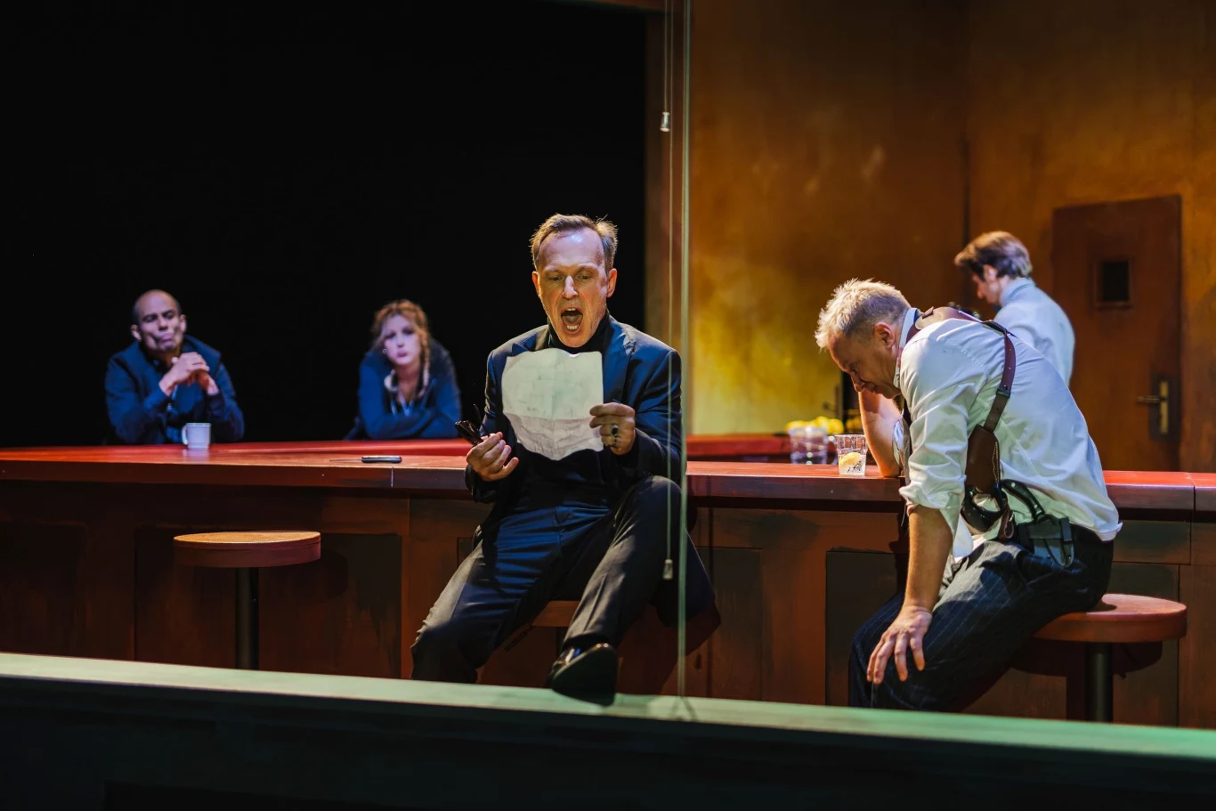 Spektakl "Zemsta" Michała Zadary, fot. M. Zimakiewicz / Boska Komedia