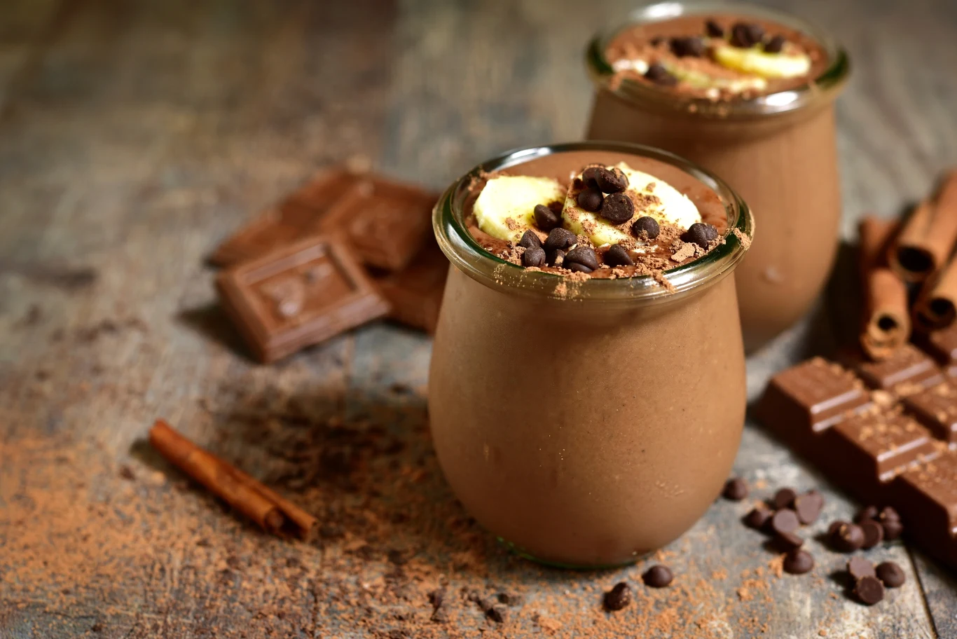 Mocha Mousse (kawowy mus) został wybrany kolorem roku 2025, ponieważ brązy są równie eleganckie jak biel czy czerń, a od lat były pomijane Mocha Mousse (kawowy mus) został wybrany kolorem roku 2025, ponieważ brązy są równie eleganckie jak biel czy czerń, a od lat były pomijane