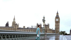 Cillian Murphy w scenie z filmu "28 dni później"