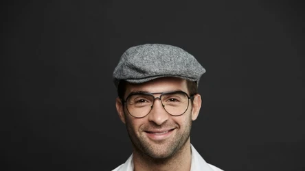 Kaszkiet, modne i uniwersalne nakrycie głowy