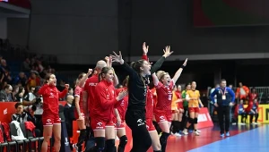 Radość polskich piłkarek ręcznych po zwycięstwie nad Rumunią. Kończą mistrzostwa Europy w czołowej dziesiątce