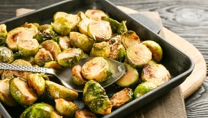 Brukselka to skarbnica witamin i naturalnych przeciwutleniaczy. Jedz codziennie