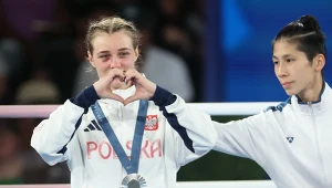 Julia Szeremeta na drugim stopniu podium olimpijskiego. W kraju, pod względem popularności, zaczęła jednak dystansować innych sportowców