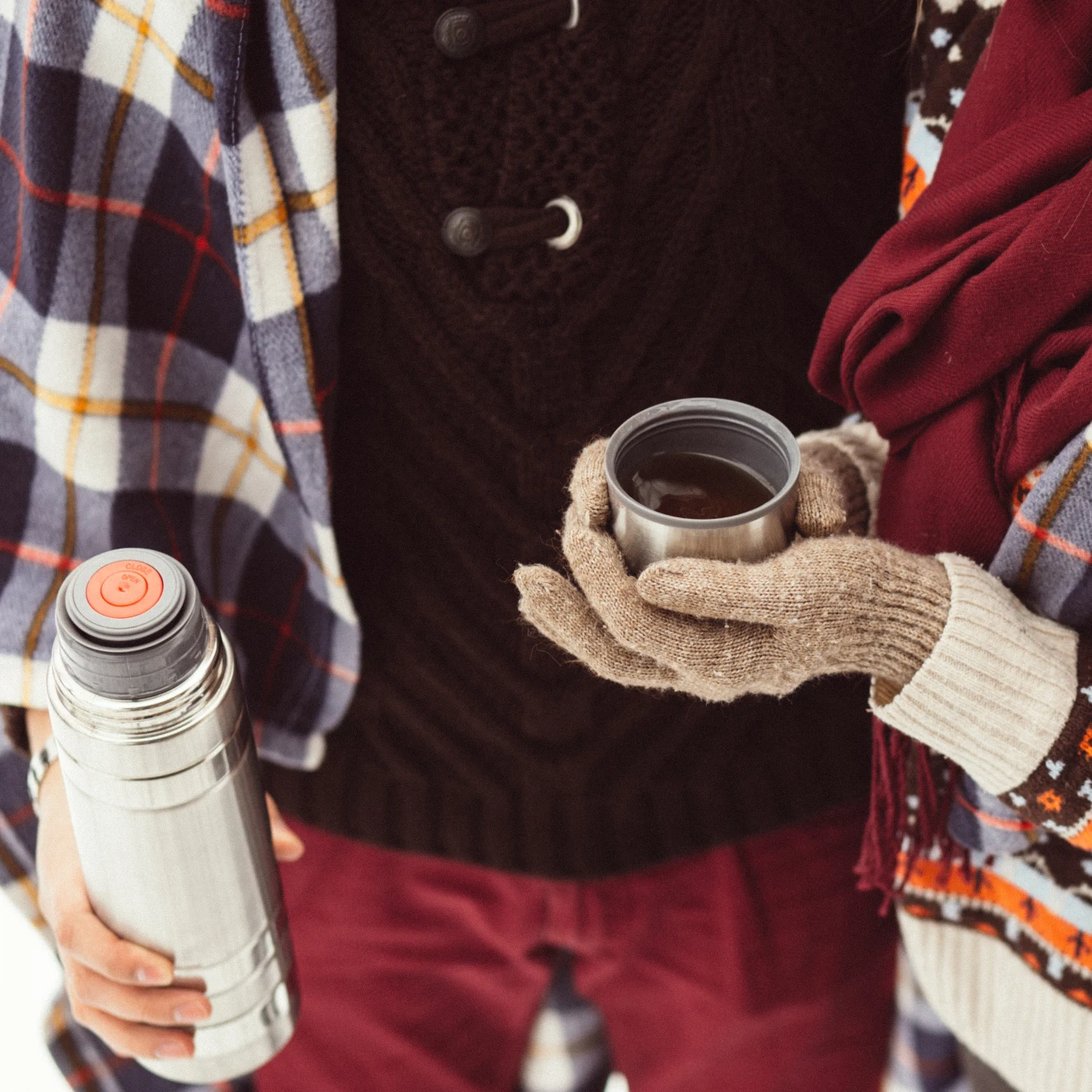 To nie bez znaczenia, w jaki sposób przechowujesz herbatę w termosie. To nie bez znaczenia, w jaki sposób przechowujesz herbatę w termosie.