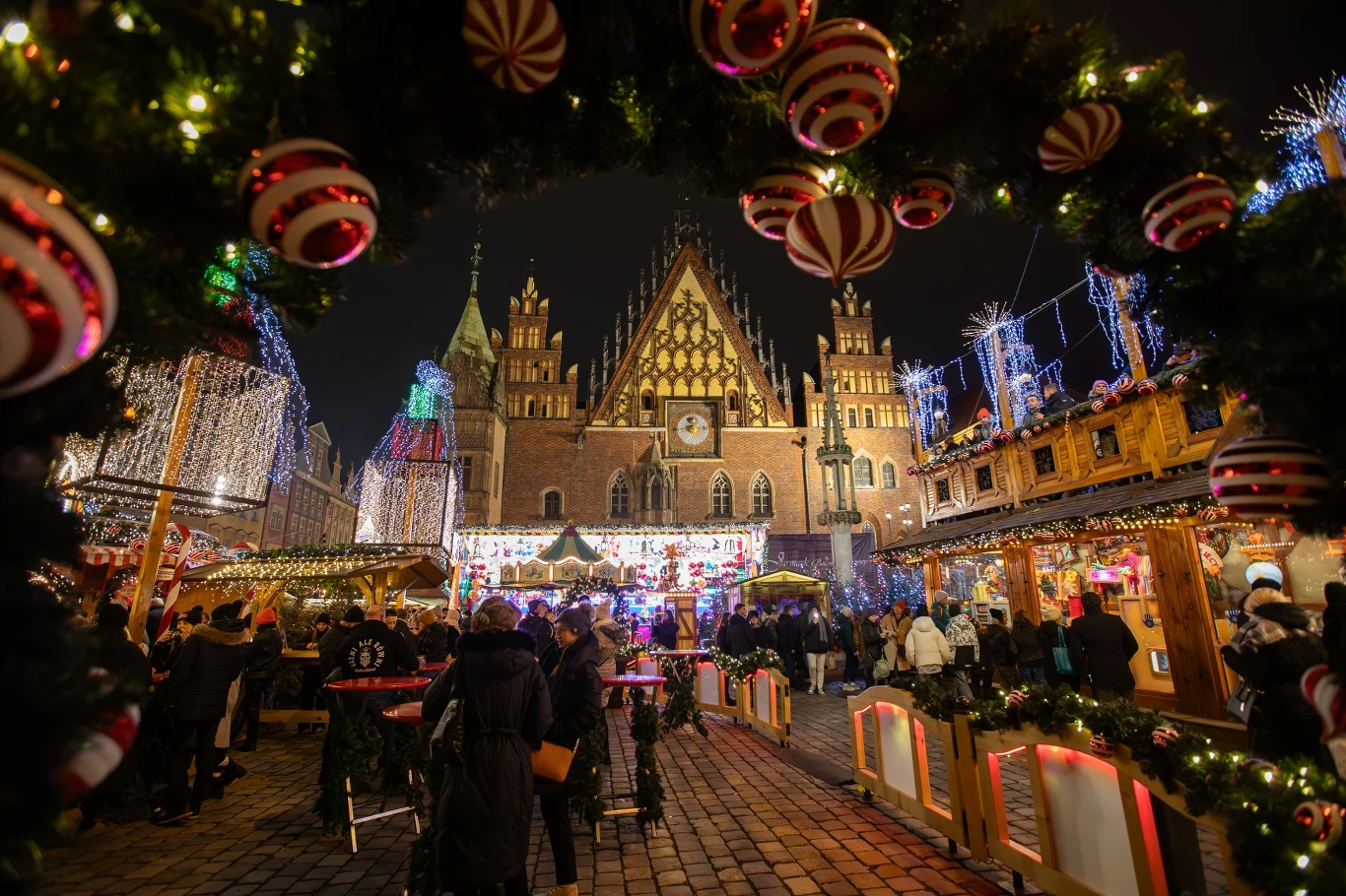 Jarmark bożonarodzeniowy we Wrocławiu Jarmark bożonarodzeniowy we Wrocławiu