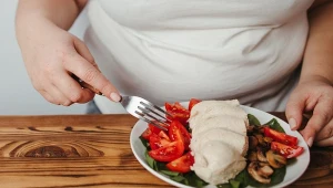 Wokół diety związanej z chorobami tarczycy narosło wiele mitów. Sprawdź, czy też popełniasz częste błędy