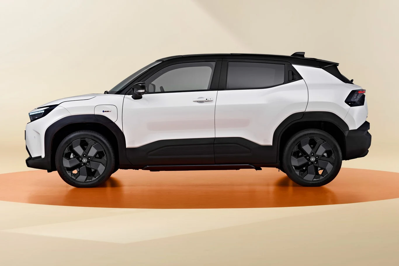 Kształt nadwozia zdradza, że Toyota stawia na praktyczność
