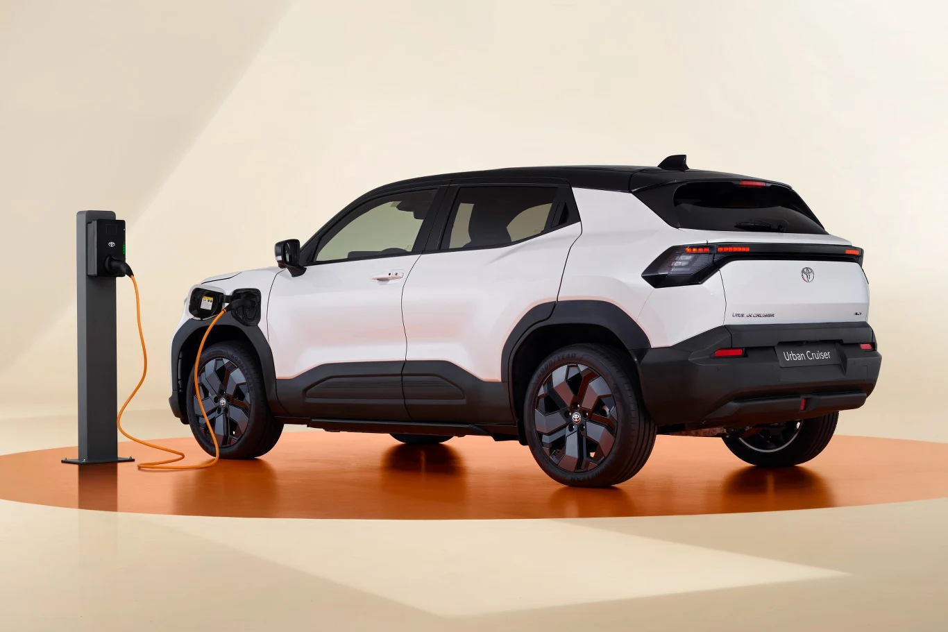 Urban Cruiser na jednym ładowaniu powinien pokonać do 500 km