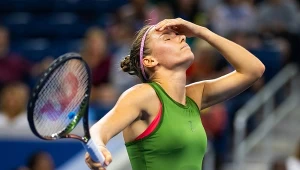 Niebywałe, 273 minuty na korcie. A Polka czekała. By też skończyć "na ząbki"